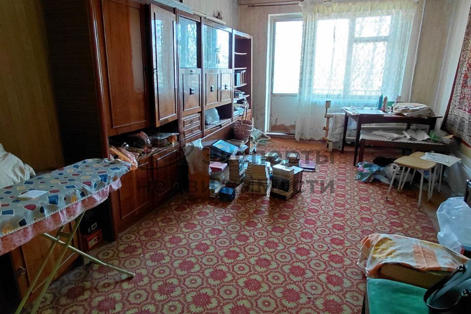 Продаётся 4-комнатная квартира, 81 м²