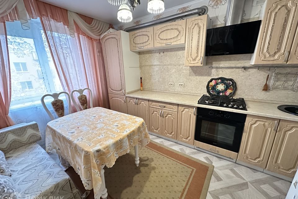 Продаётся 1-комнатная квартира, 37.9 м²