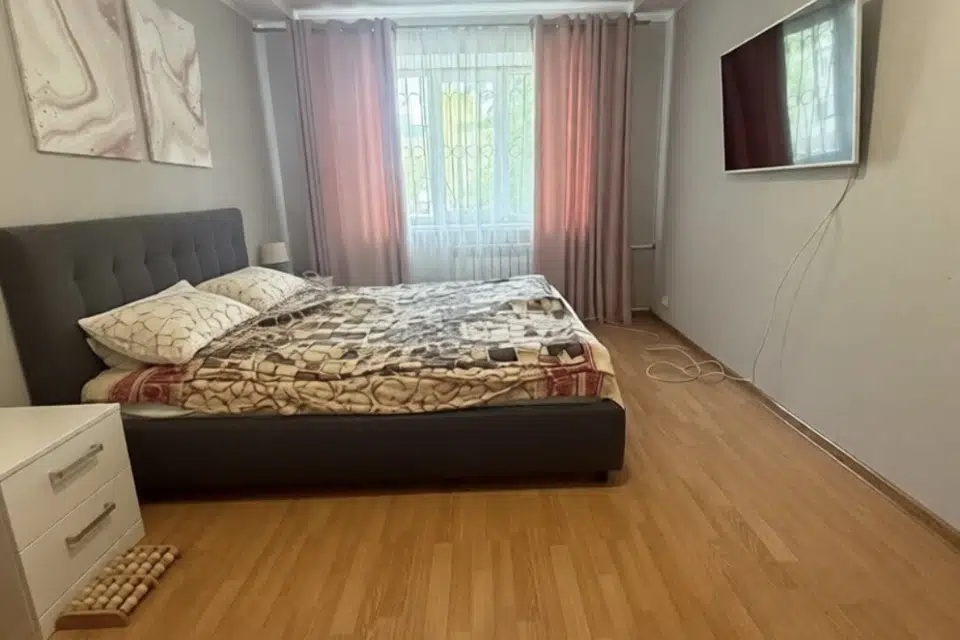 Продаётся 2-комнатная квартира, 52.5 м²