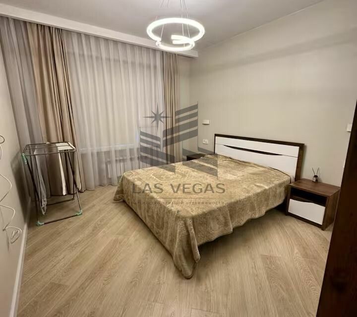 Сдаётся 2-комнатная квартира, 68 м²