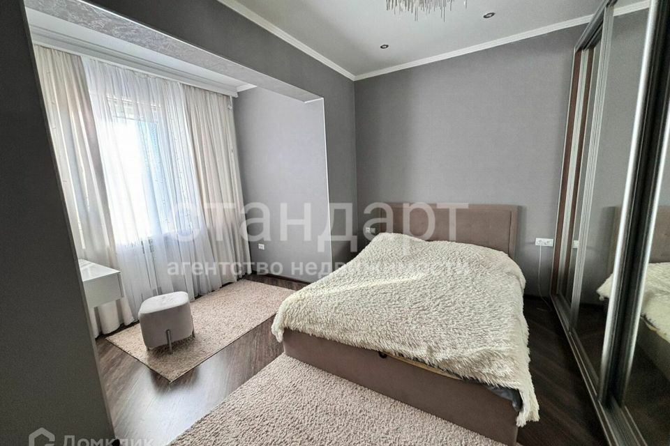 Продаётся 2-комнатная квартира, 60.8 м²