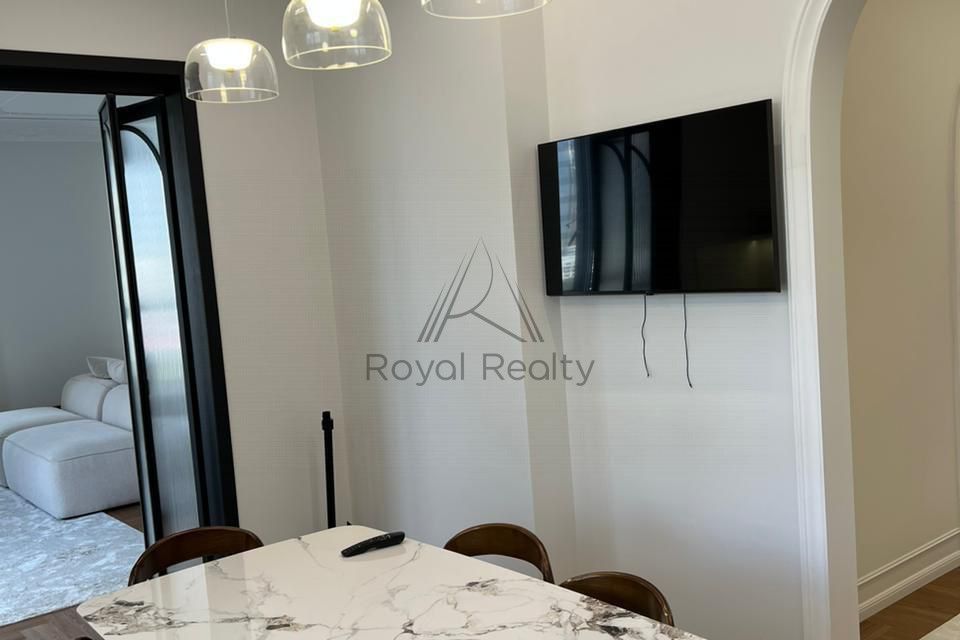 Сдаётся 3-комнатная квартира, 117 м²