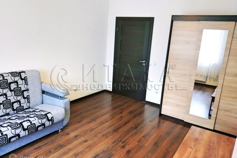 Продаётся 1-комнатная квартира, 38.7 м²