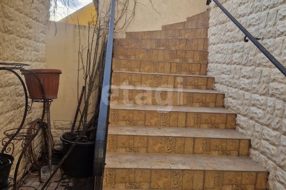 Продаётся 3-комнатная квартира, 51.2 м²