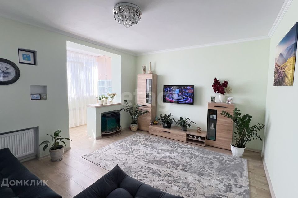 Продаётся 2-комнатная квартира, 75.9 м²