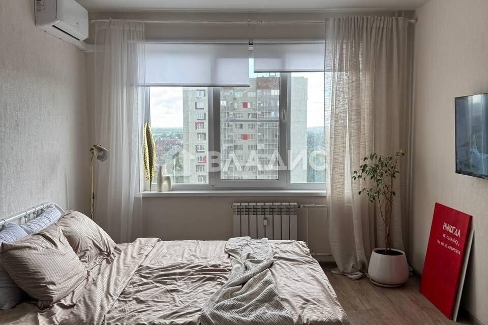 Продаётся 1-комнатная квартира, 35.9 м²