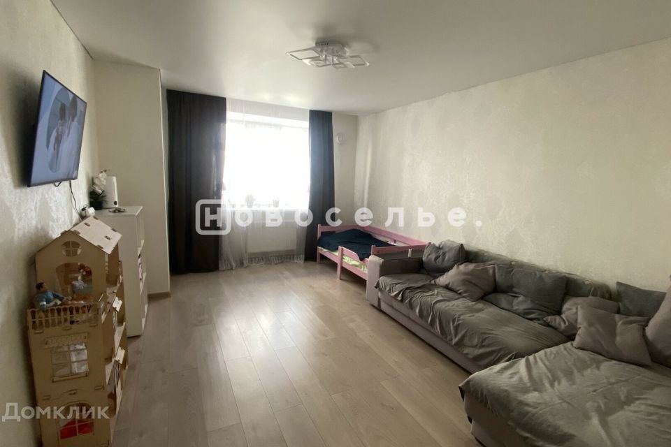 Продаётся 1-комнатная квартира, 40.5 м²