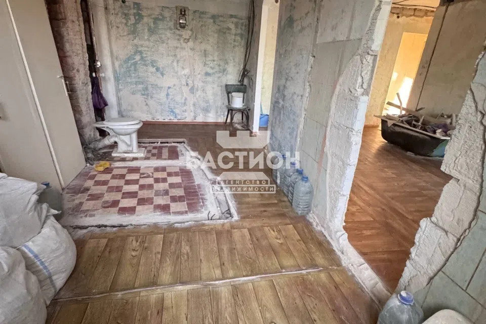 Продаётся 3-комнатная квартира, 57.3 м²