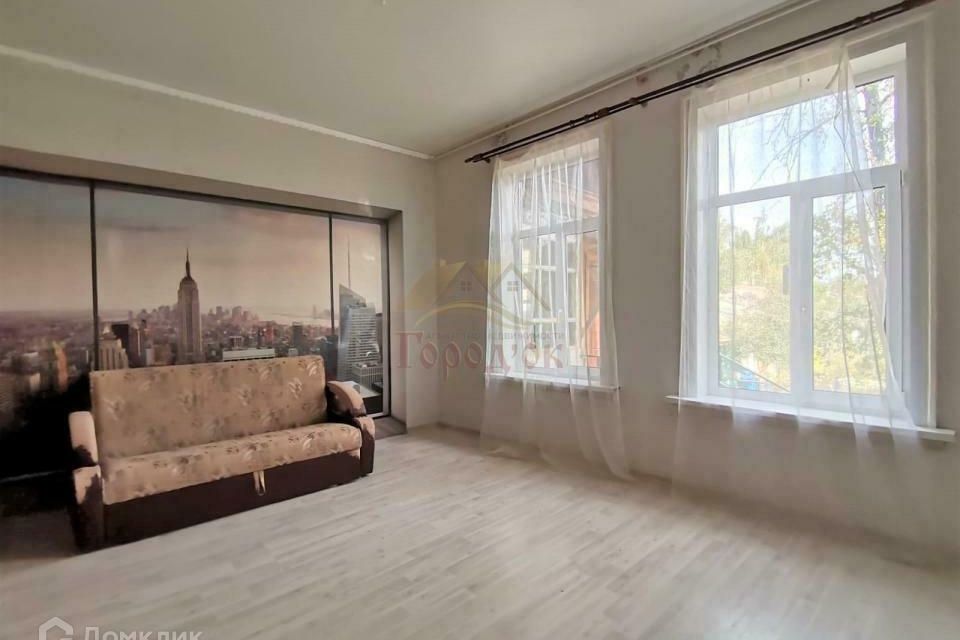 Продаётся 3-комнатная квартира, 53.9 м²