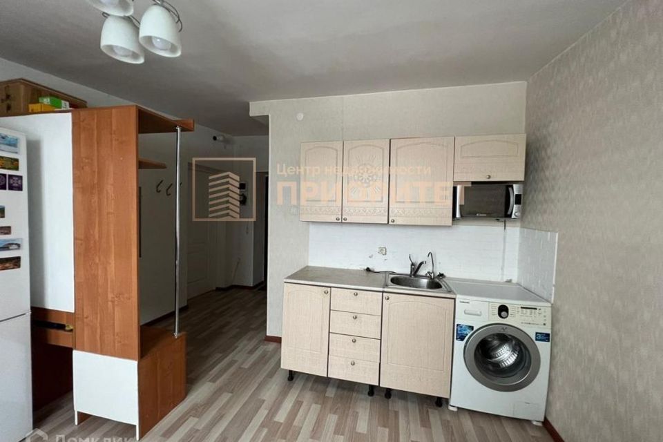 Продаётся 1-комнатная квартира, 43 м²