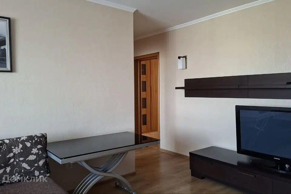 Продаётся 3-комнатная квартира, 61.6 м²