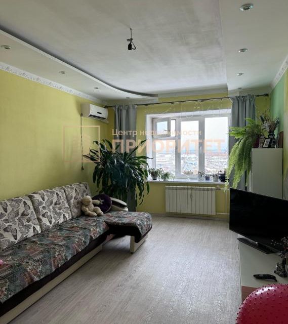 Продаётся 2-комнатная квартира, 69.7 м²