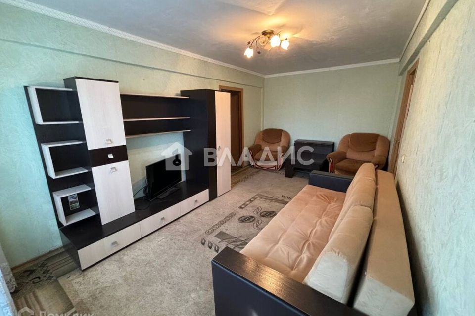 Продаётся 4-комнатная квартира, 57.7 м²