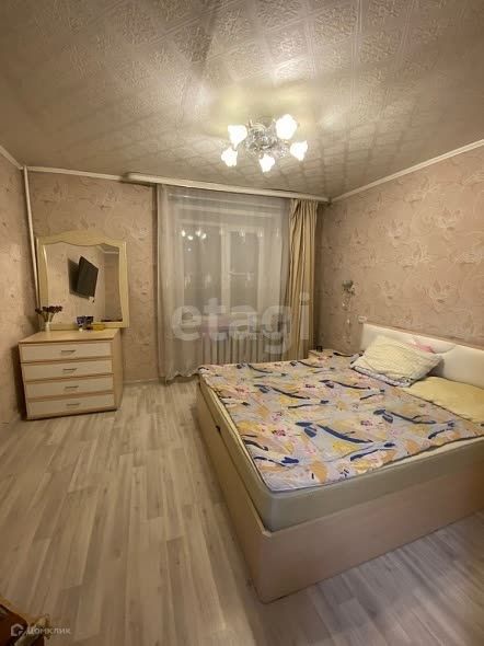 Продаётся 4-комнатная квартира, 77 м²