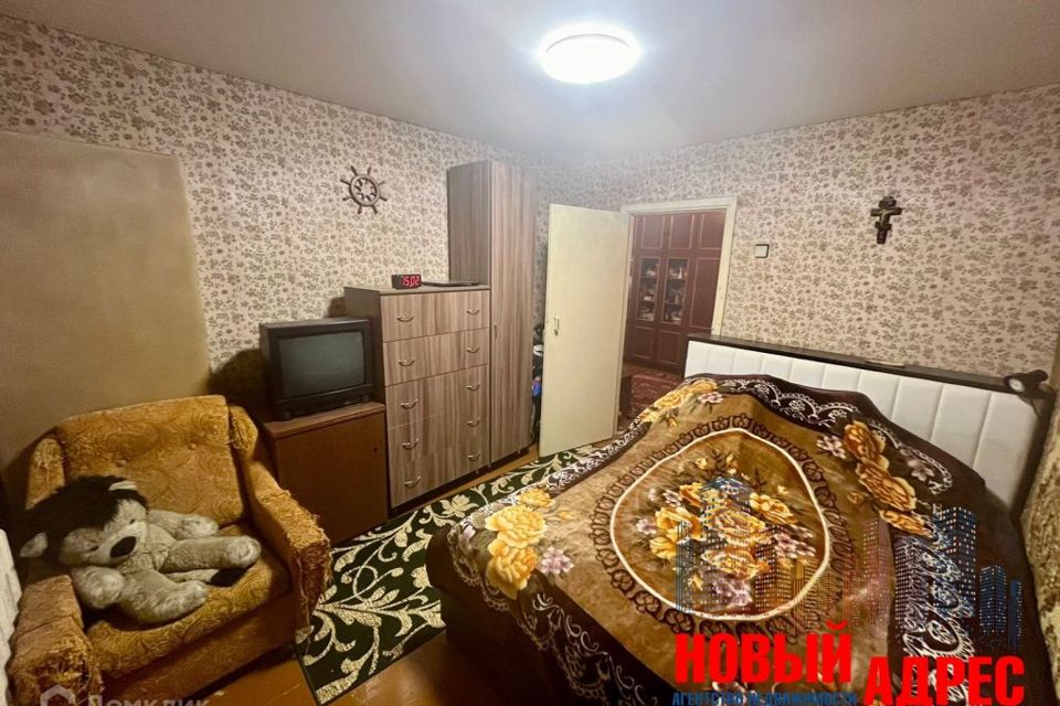 Продаётся 4-комнатная квартира, 62 м²