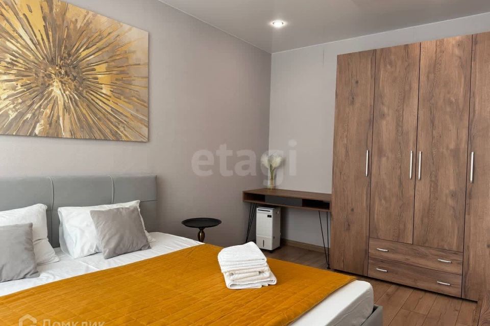 Сдаётся 1-комнатная квартира, 42 м²
