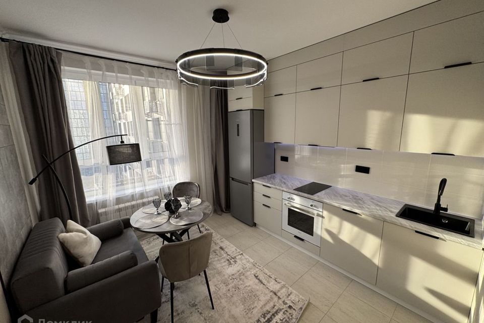 Сдаётся 1-комнатная квартира, 42 м²