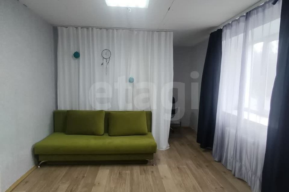 Продаётся 1-комнатная квартира, 41.3 м²