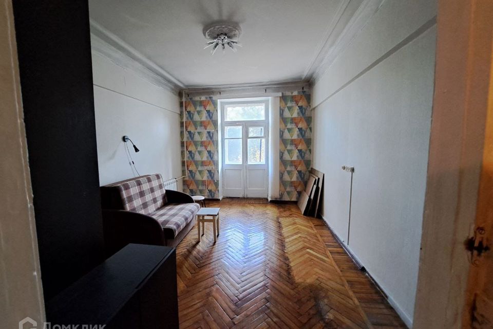 Продаётся комната в 3-комн. квартире, 16 м²