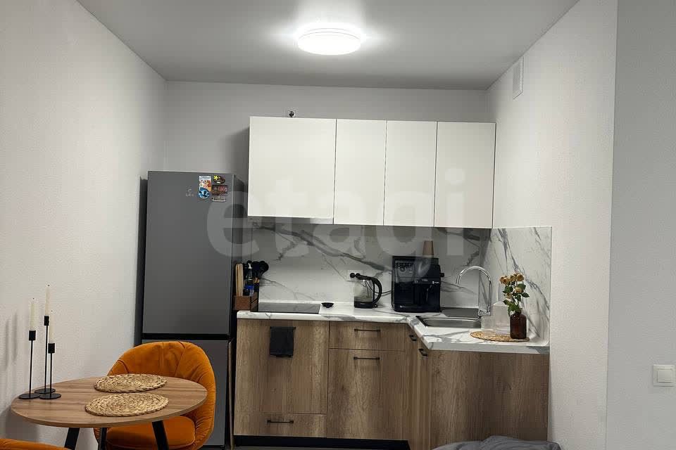 Продаётся 1-комнатная квартира, 37.2 м²