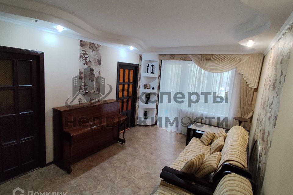 Продаётся 4-комнатная квартира, 56 м²