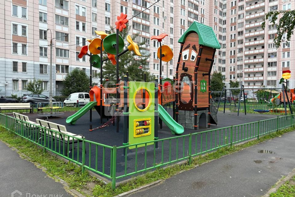 Продаётся 1-комнатная квартира, 38.2 м²