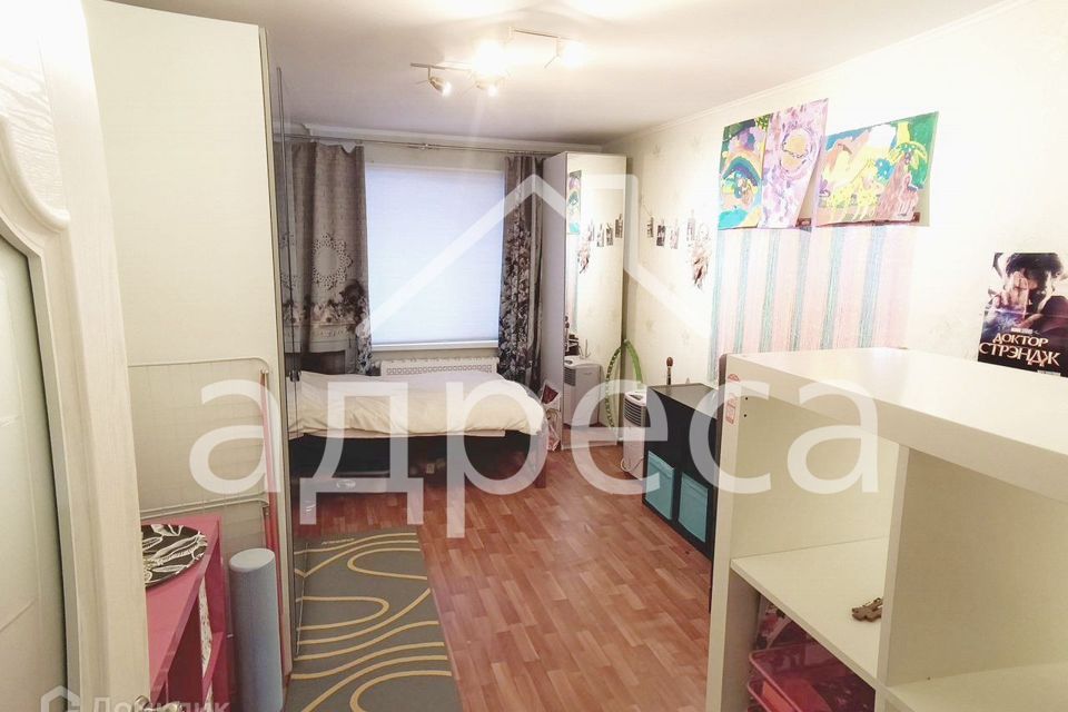 Продаётся 3-комнатная квартира, 98.8 м²
