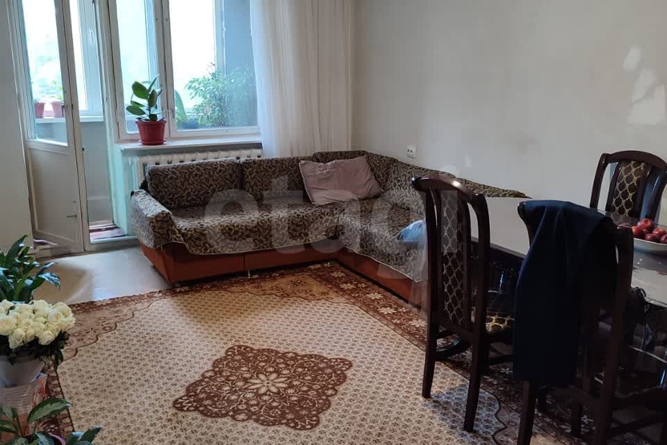 Продаётся 3-комнатная квартира, 70.3 м²