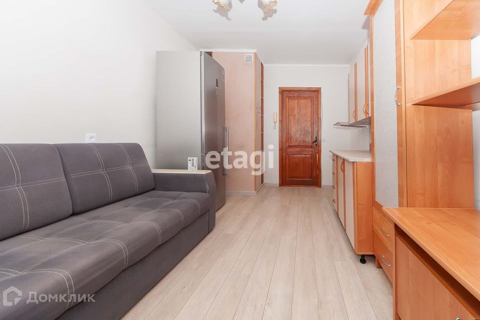 Продаётся комната в 6-комн. квартире, 11.8 м²