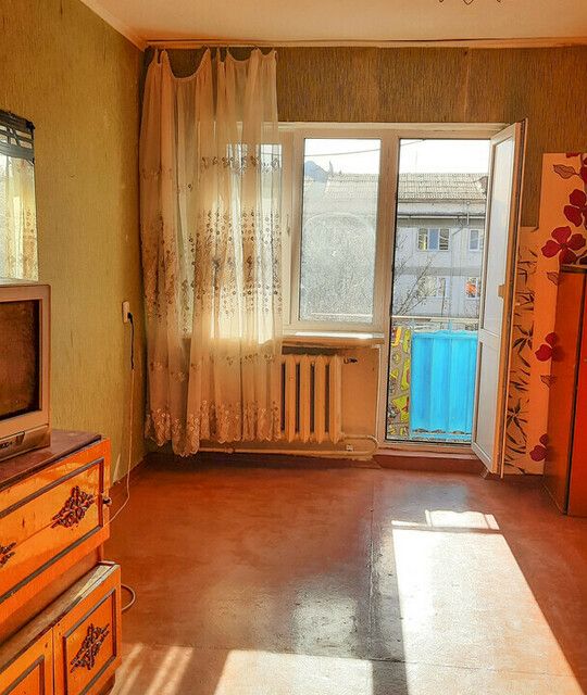 Продаётся 1-комнатная квартира, 34 м²