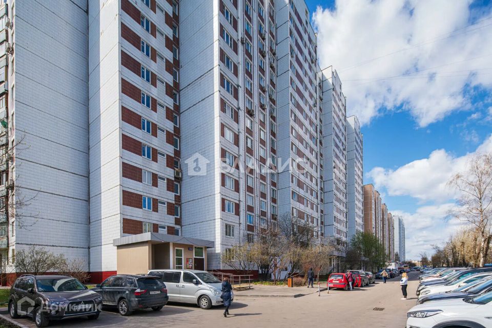 Продаётся 1-комнатная квартира, 37.9 м²