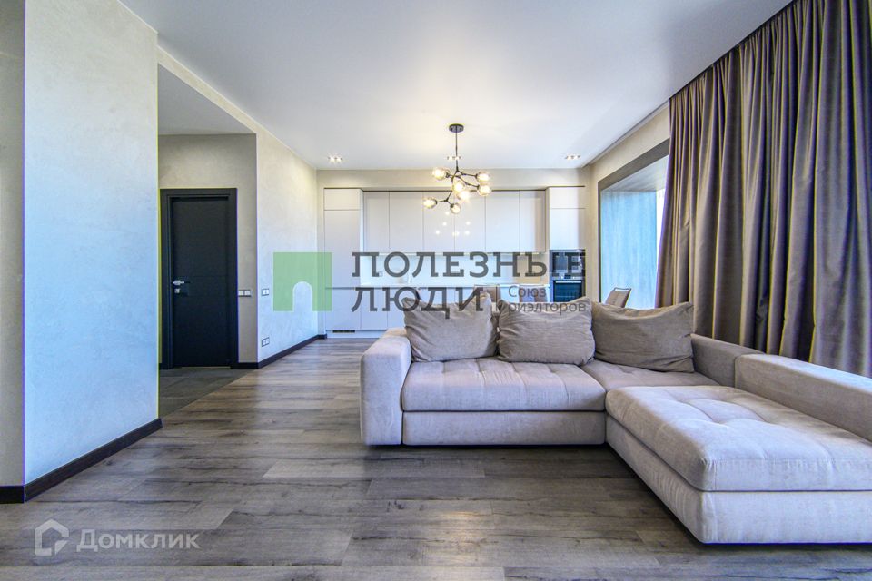 Продаётся 1-комнатная квартира, 55 м²