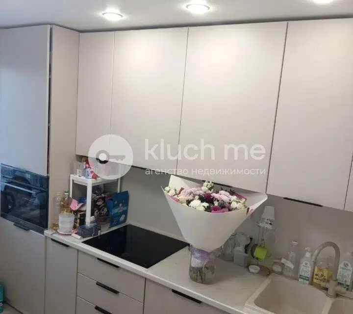Продаётся 3-комнатная квартира, 66.1 м²