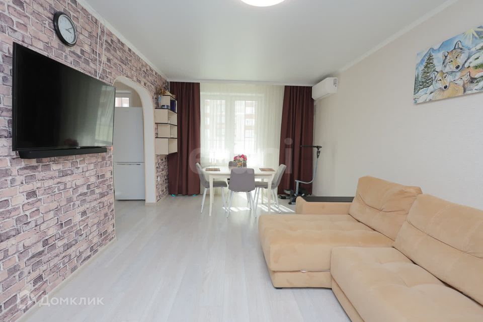 Продаётся 2-комнатная квартира, 60 м²