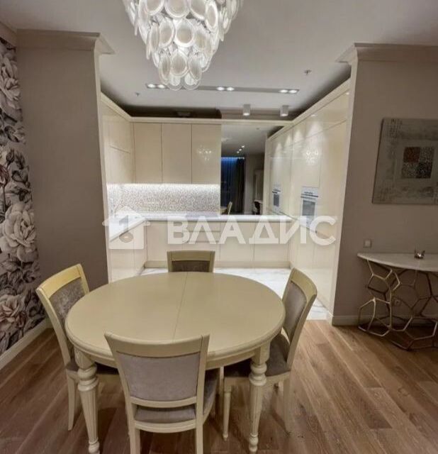Продаётся 2-комнатная квартира, 67 м²
