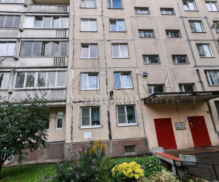 Сдаётся 3-комнатная квартира, 57.7 м²