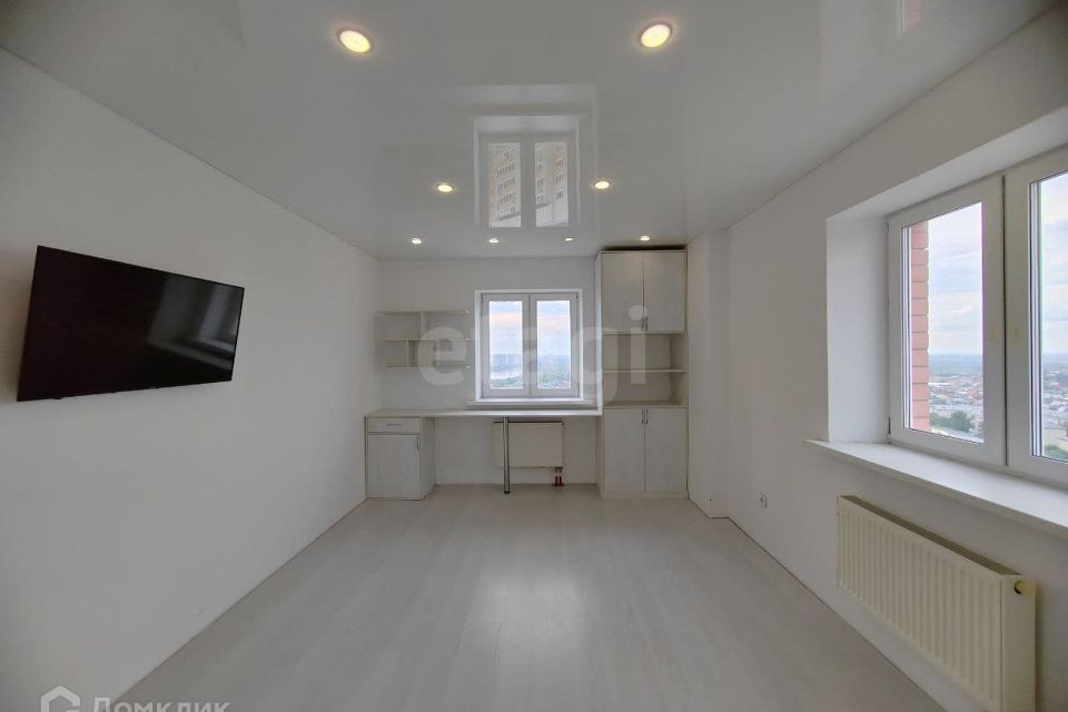 Продаётся 2-комнатная квартира, 63.3 м²