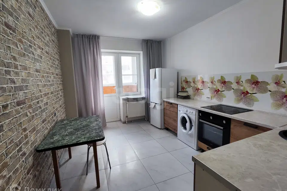 Продаётся 1-комнатная квартира, 44 м²