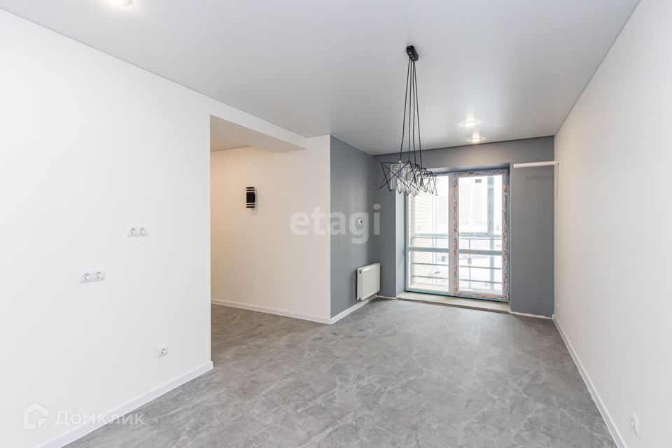 Продаётся 2-комнатная квартира, 82 м²