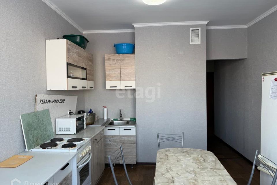 Продаётся 3-комнатная квартира, 72.8 м²