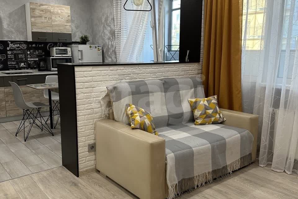 Продаётся 1-комнатная квартира, 42.1 м²