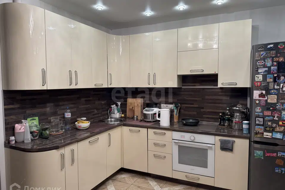 Продаётся 1-комнатная квартира, 50 м²
