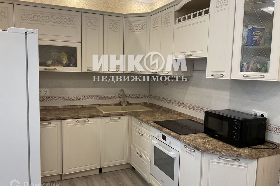 Продаётся 3-комнатная квартира, 75.6 м²