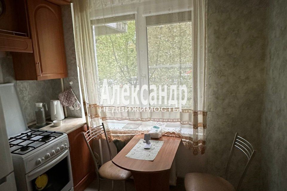 Продаётся 3-комнатная квартира, 57.5 м²