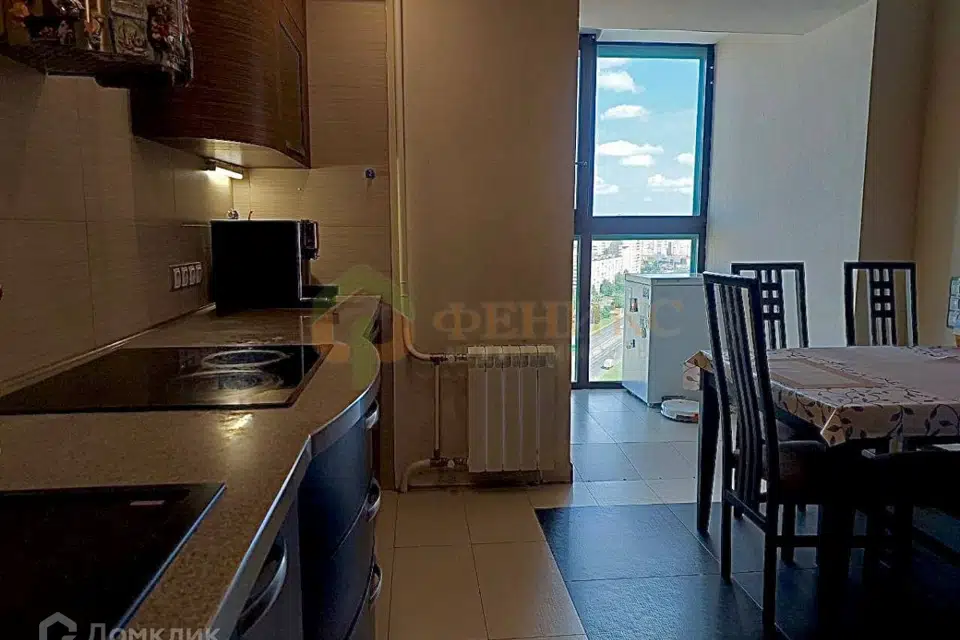 Продаётся 3-комнатная квартира, 90 м²