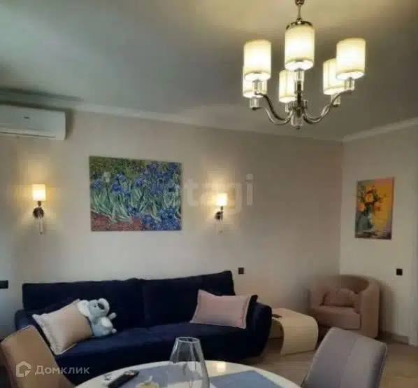 Продаётся 2-комнатная квартира, 63 м²