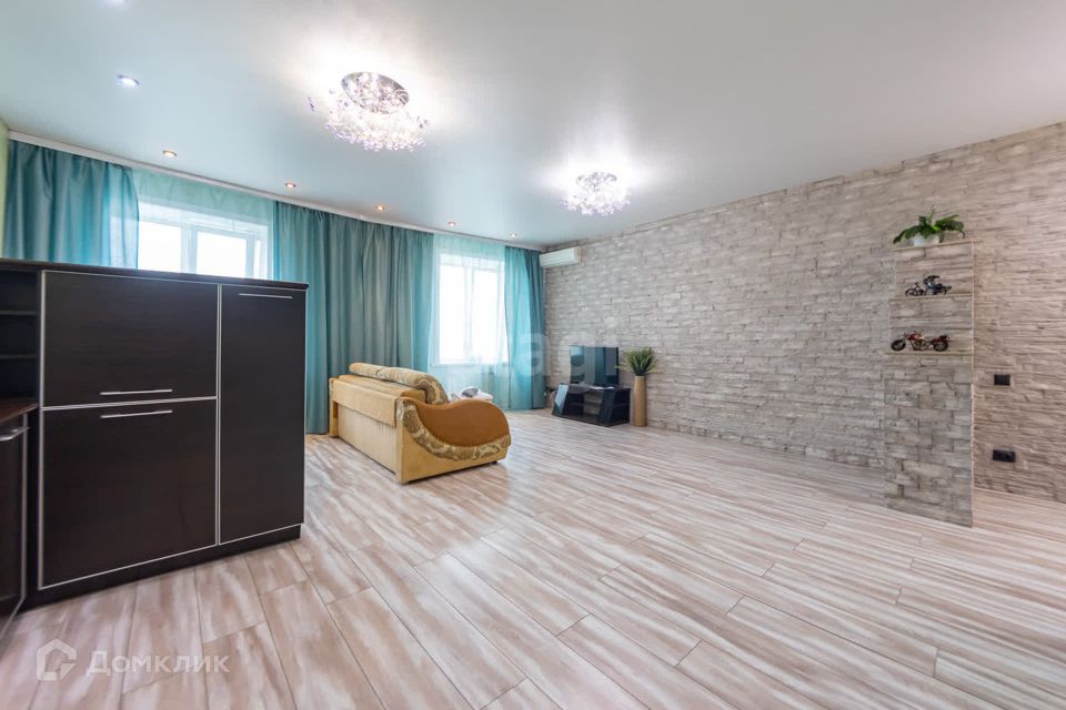 Продаётся 2-комнатная квартира, 74.6 м²