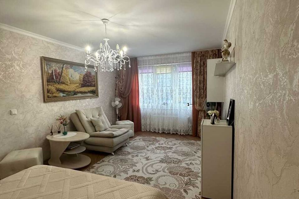 Продаётся 2-комнатная квартира, 65 м²