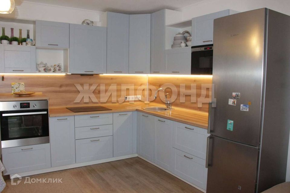 Продаётся 2-комнатная квартира, 72.3 м²