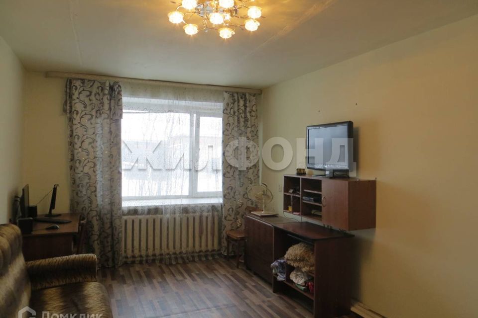 Продаётся 3-комнатная квартира, 54.6 м²